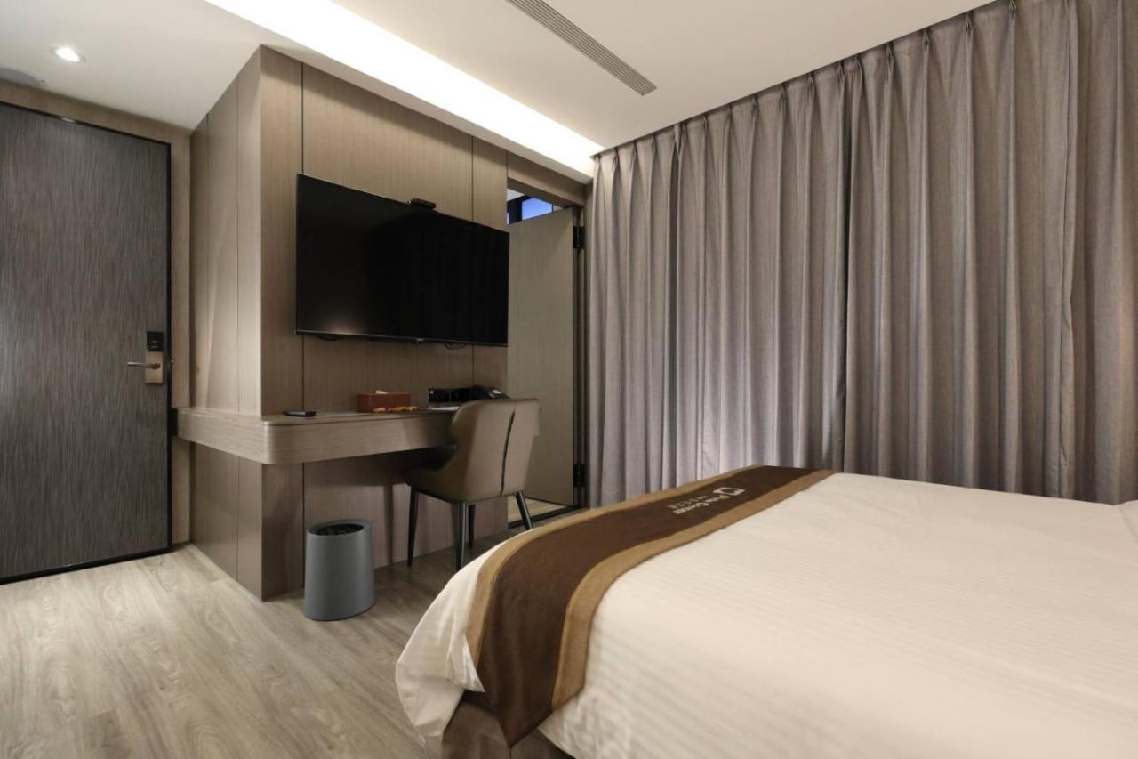 Hualien Pink Corner Hotel מראה חיצוני תמונה