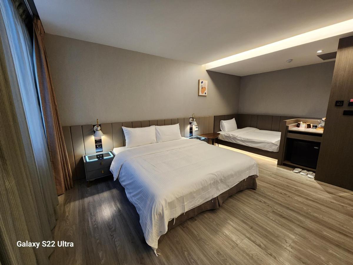 Hualien Pink Corner Hotel מראה חיצוני תמונה