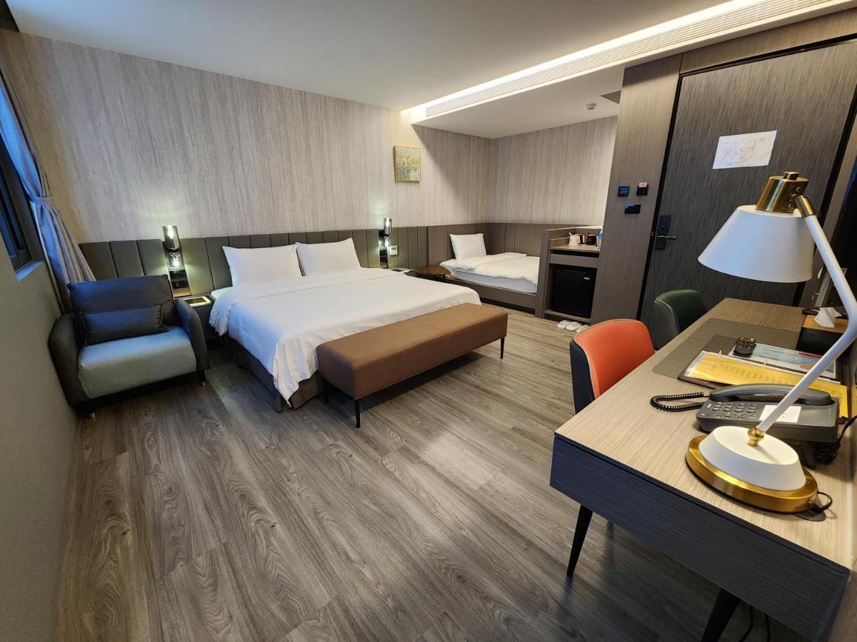 Hualien Pink Corner Hotel מראה חיצוני תמונה