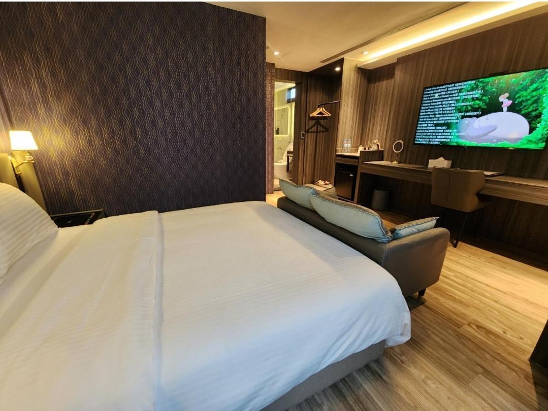Hualien Pink Corner Hotel מראה חיצוני תמונה