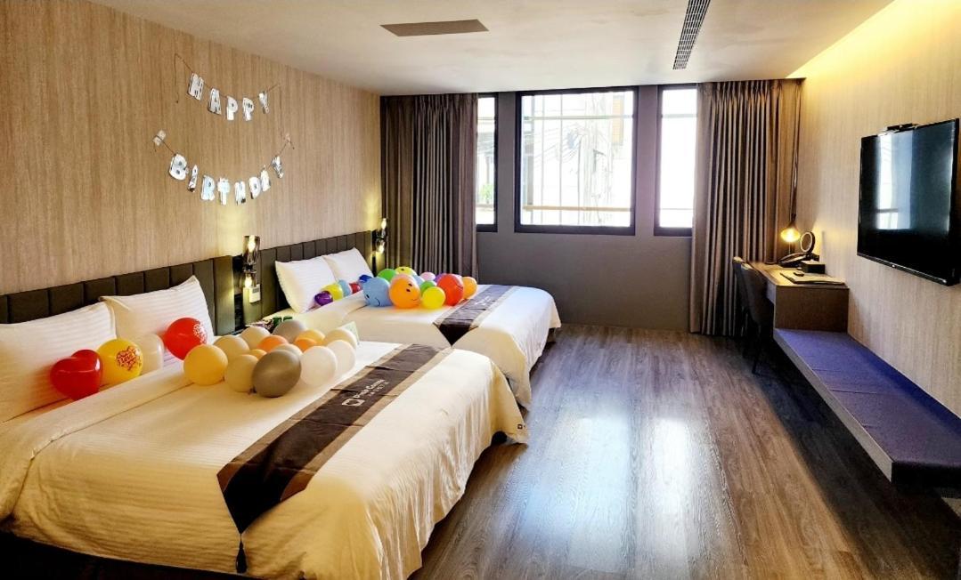 Hualien Pink Corner Hotel מראה חיצוני תמונה