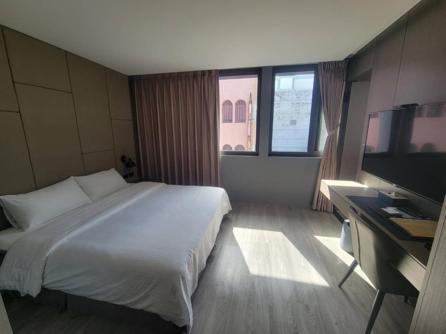 Hualien Pink Corner Hotel מראה חיצוני תמונה