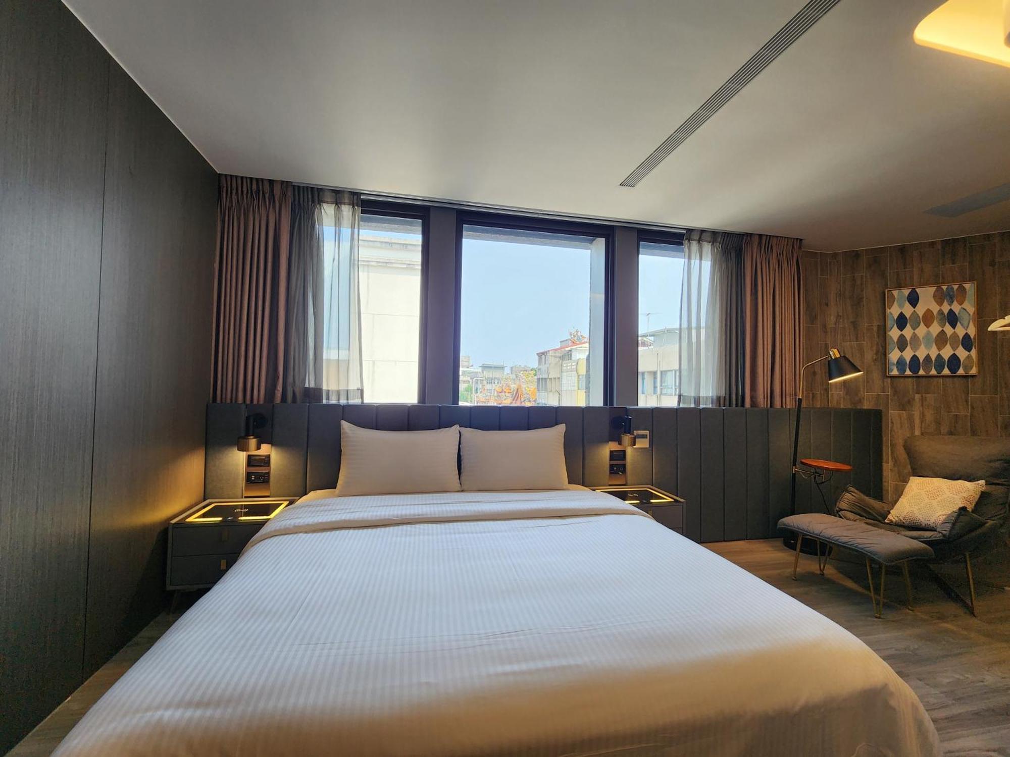 Hualien Pink Corner Hotel מראה חיצוני תמונה